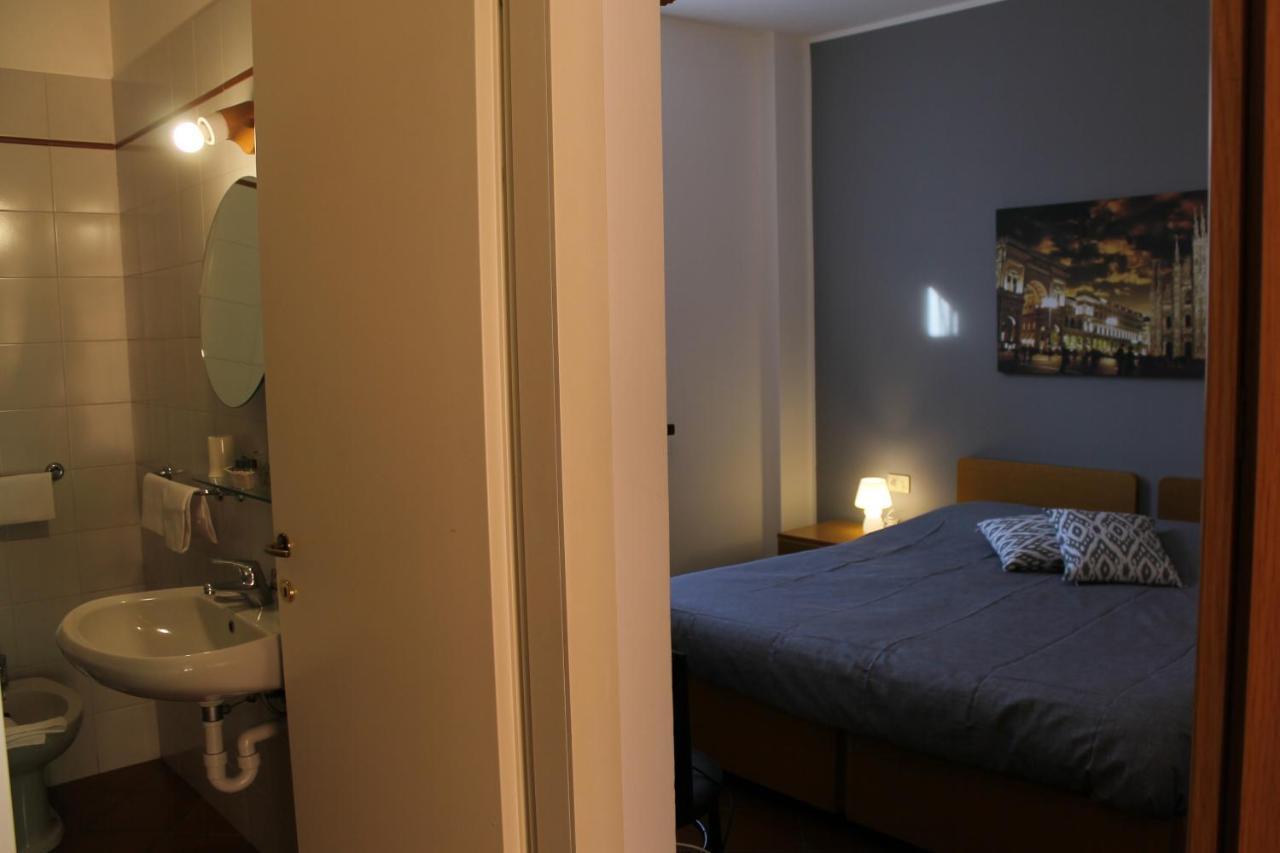 Albergo La Scaletta Cantu Ngoại thất bức ảnh