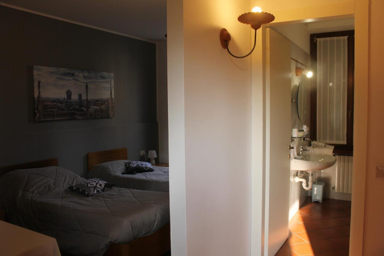 Albergo La Scaletta Cantu Ngoại thất bức ảnh